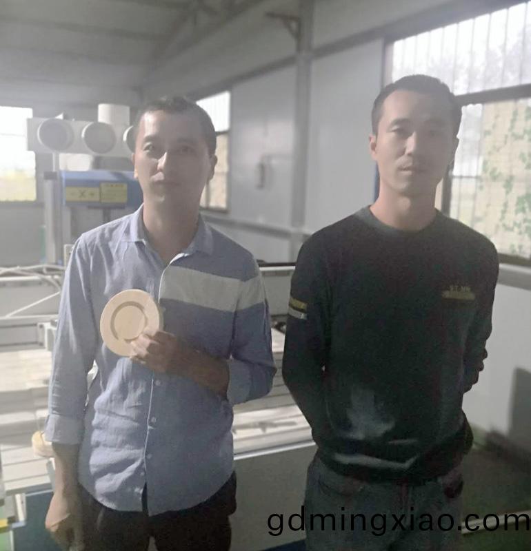 江囌(su)1325木工(gong)數(shu)控鵰刻機（木工(gong)鵰刻(ke)機）