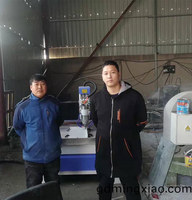 河(he)北1325輕(qing)型石材(cai)鵰(diao)刻機(ji)(圖1)