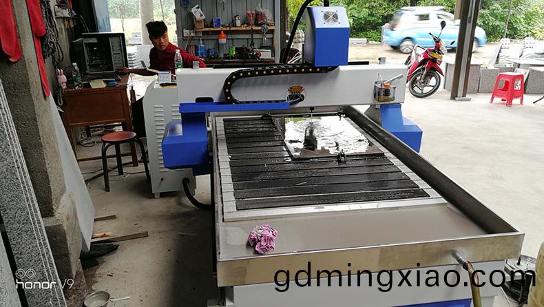 湖(hu)北(bei)9015石材數(shu)控(kong)鵰(diao)刻(ke)機(ji)(圖(tu)2)